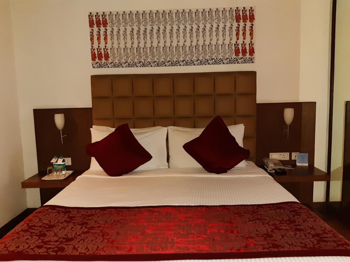 Trinity Hotel Bengaluru Eksteriør bilde